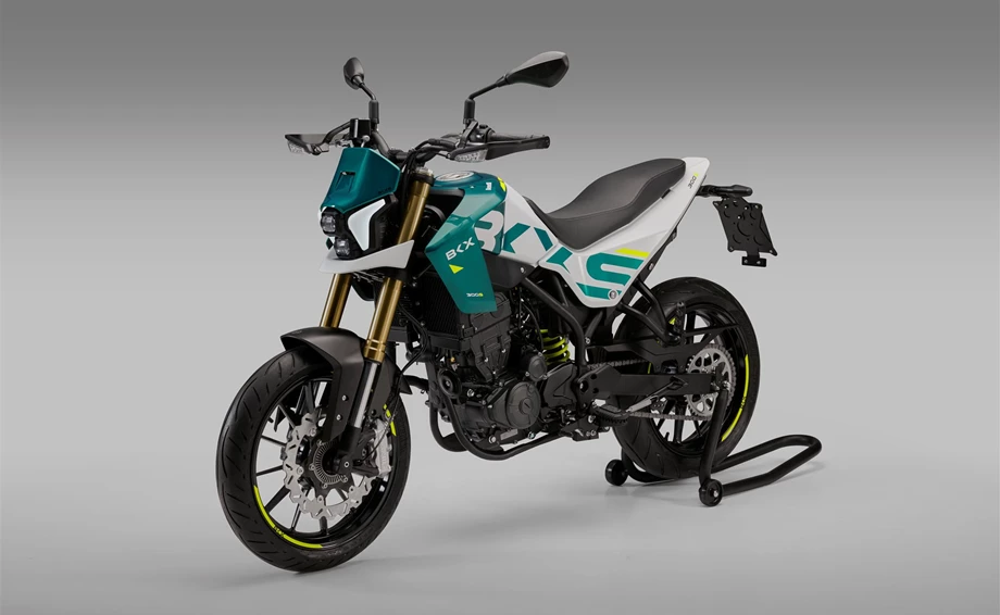 Benelli BKX 300 S Bild 4: Benelli BKX 300 S