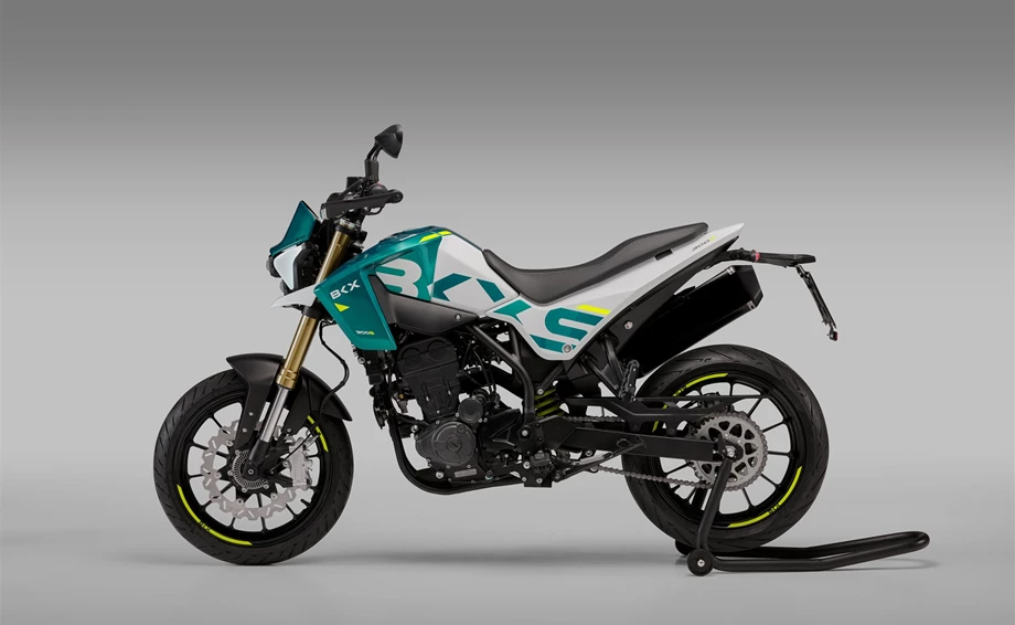 Benelli BKX 300 S Bild 5: Benelli BKX 300 S