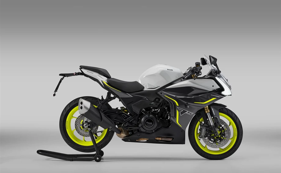 Benelli Tornado 550 Bild 2: Benelli Tornado 550