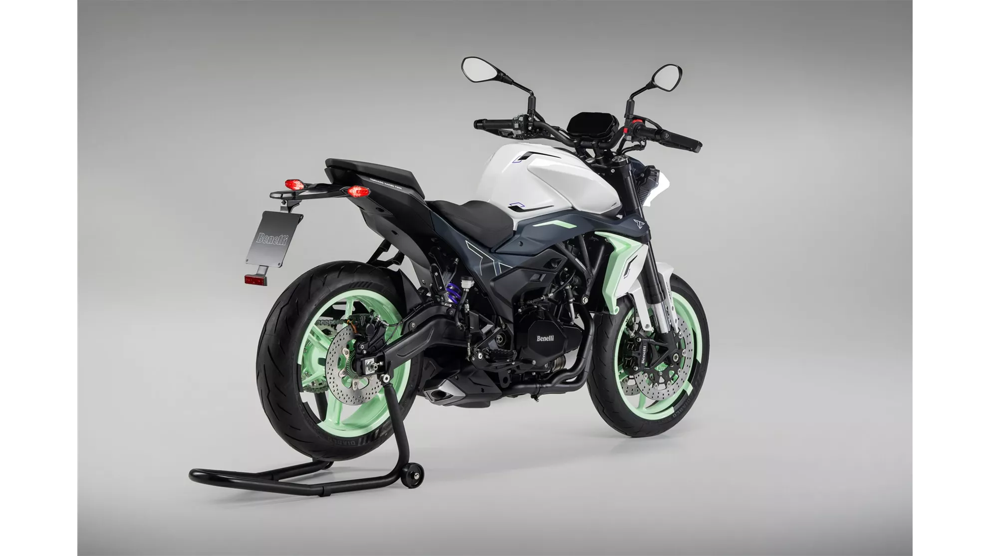 Benelli Tornado Naked Twin 500 - Image 2 Benelli Tornado Naked Twin 500 - Image 2