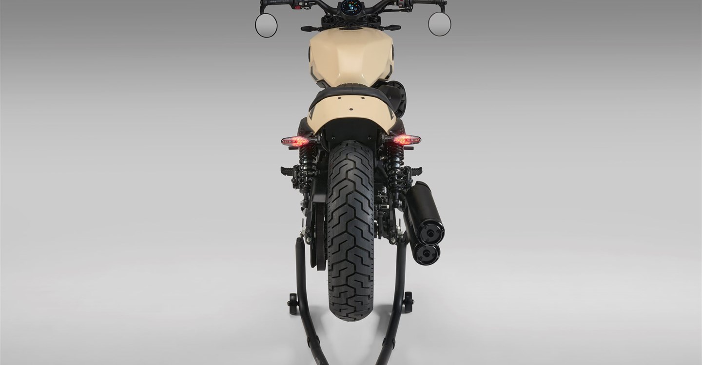 Benelli Leoncino Bobber 400