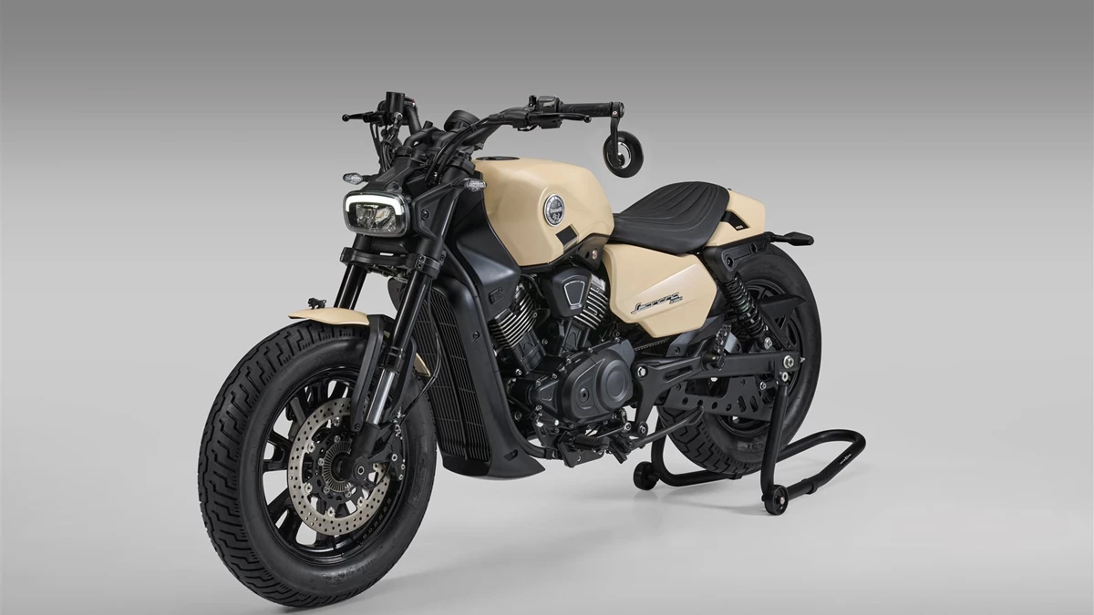 Benelli Leoncino Bobber 400 Bild 3: Benelli Leoncino Bobber 400