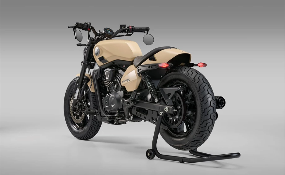 Benelli Leoncino Bobber 400 Bild 5: Benelli Leoncino Bobber 400