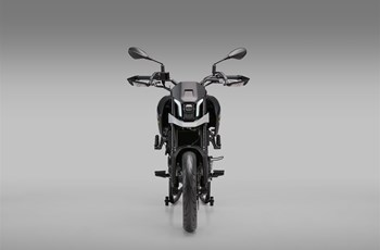 Benelli BKX 125 S 2025 - Bild 2