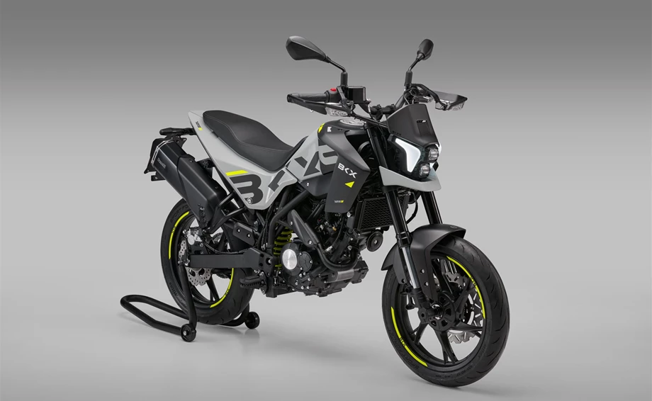 Benelli BKX 125 S Bild 3: Benelli BKX 125 S