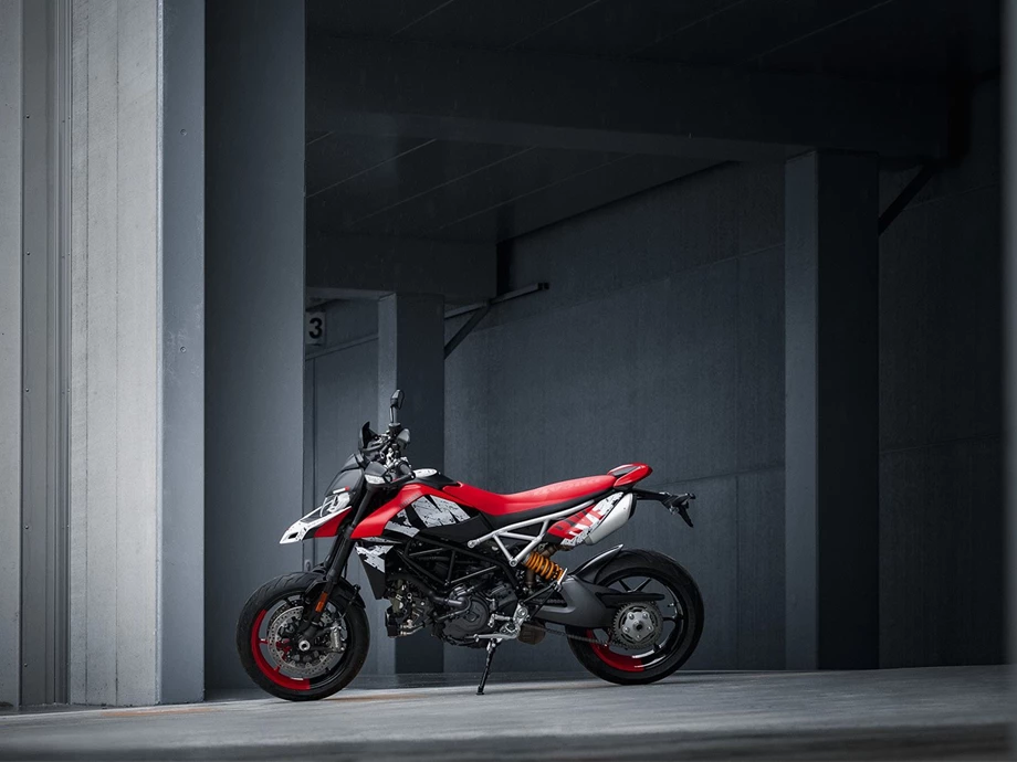 Ducati Hypermotard 950 RVE Bild 3: Ducati Hypermotard 950 RVE
