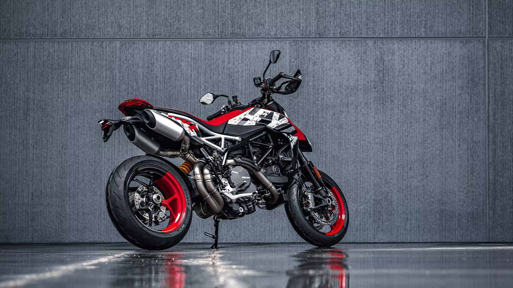 Ducati Hypermotard 950 RVE - Image 3 Ducati Hypermotard 950 RVE - Image 3