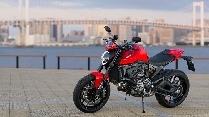 Ducati Monster () - Bild 2
