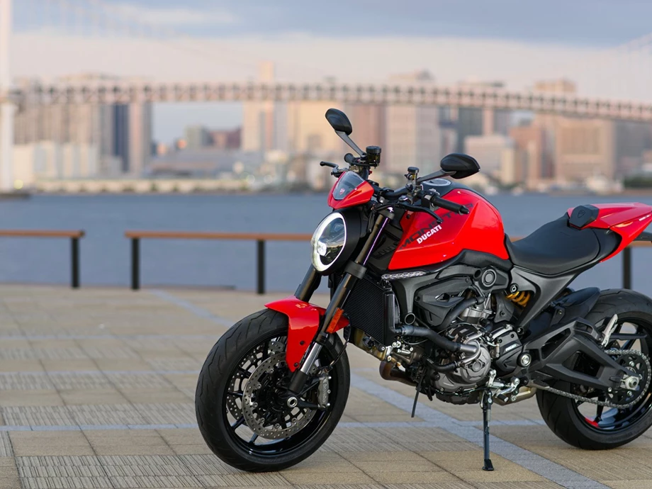 Ducati Monster Bild 2: Ducati Monster