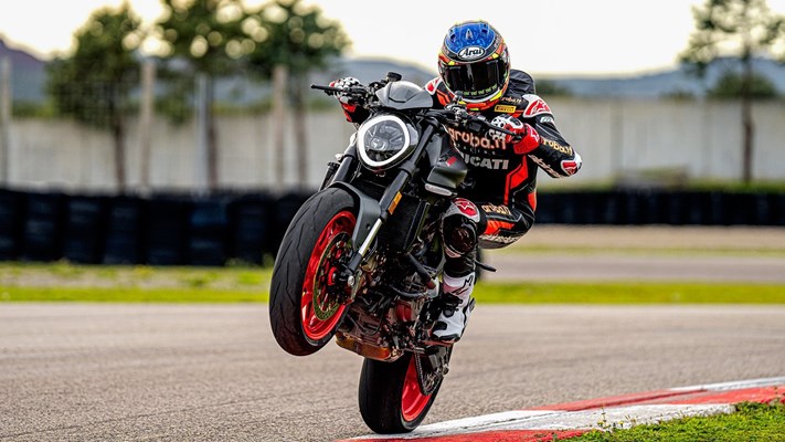 Ducati Monster () - Bild 6