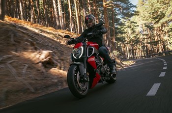 Ducati Diavel V4 2025 - Bild 7 Ducati Diavel V4 2025 - Bild 7