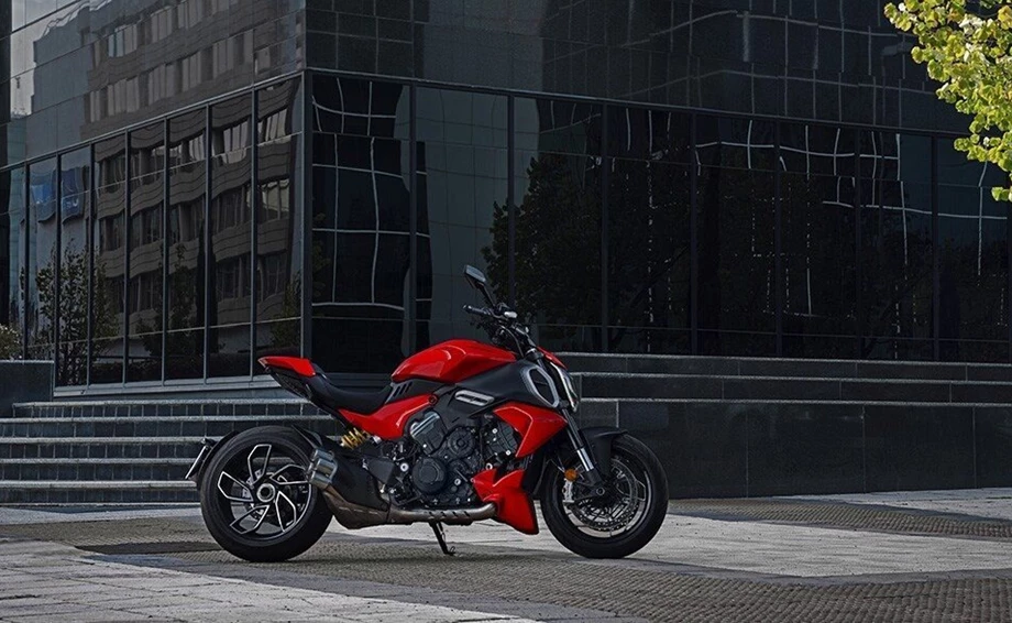 Ducati Diavel V4 Bild 9: Ducati Diavel V4