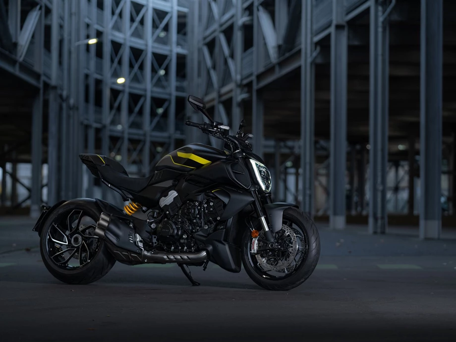 Ducati Diavel V4 Bild 2: Ducati Diavel V4