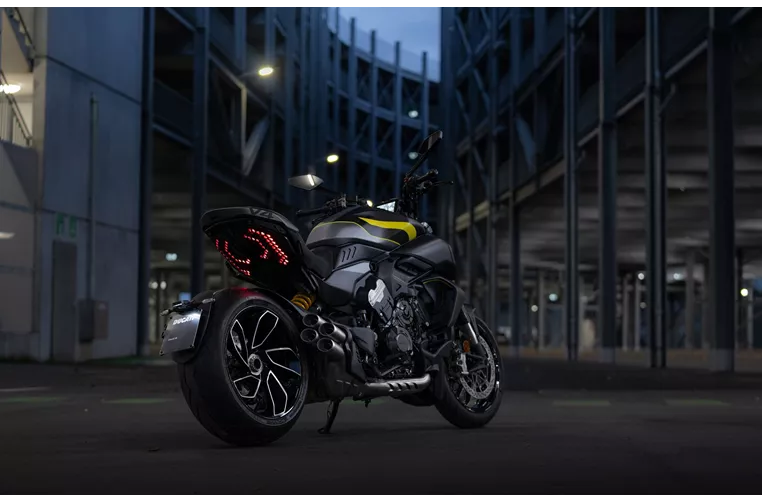 Ducati Diavel V4 2025 Ducati Diavel V4 2025