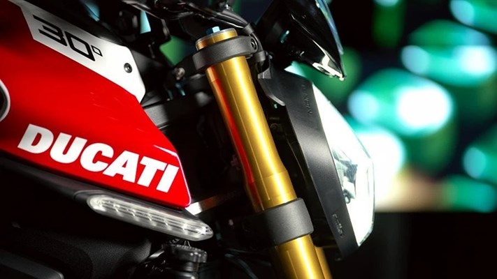 Ducati Monster 30° Anniversario () - Bild 9