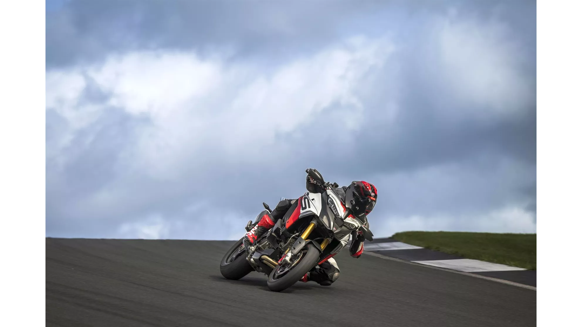 Ducati Multistrada V4 RS - Image 4 Ducati Multistrada V4 RS - Image 4