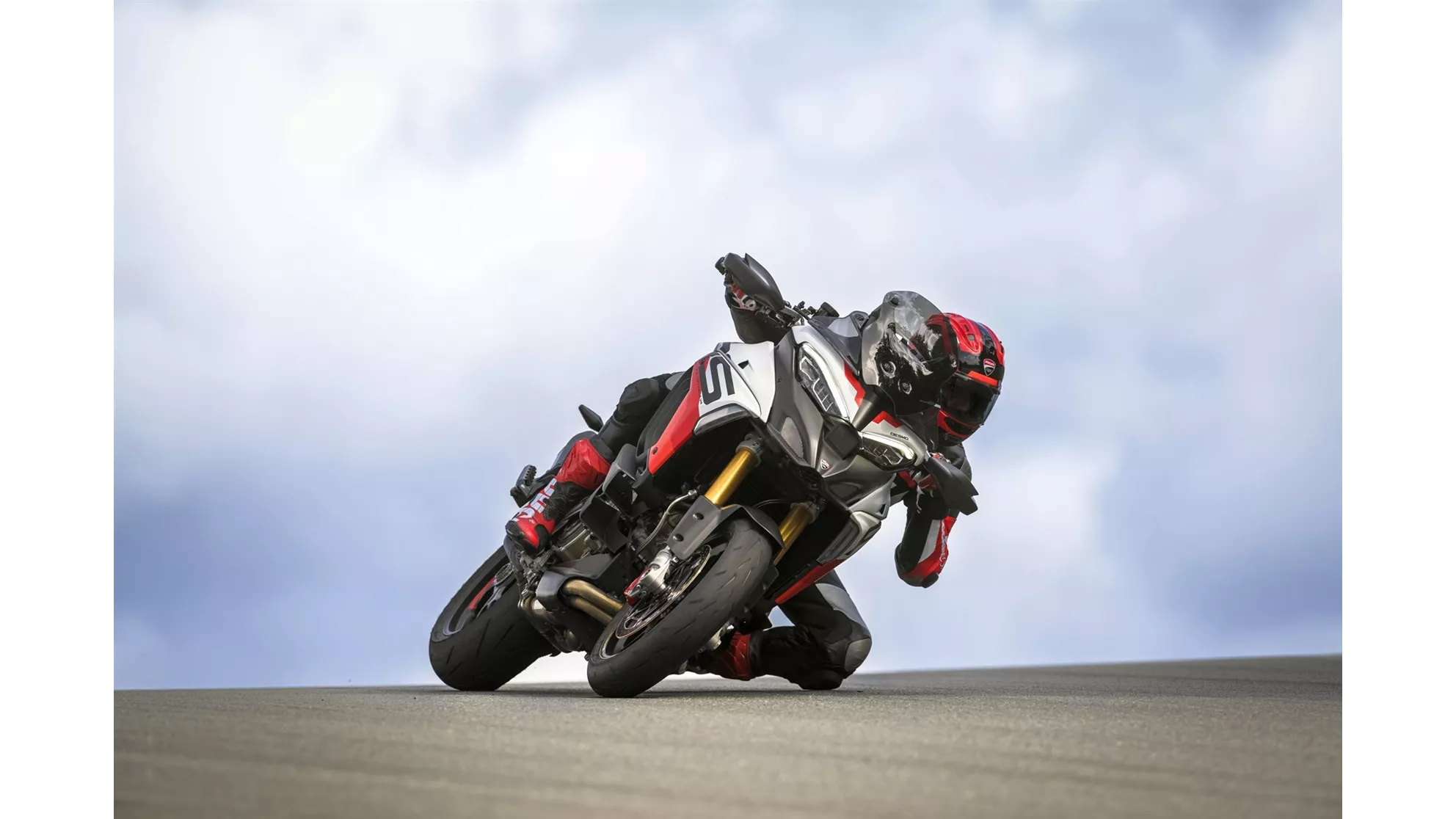 Ducati Multistrada V4 RS - Image 6 Ducati Multistrada V4 RS - Image 6