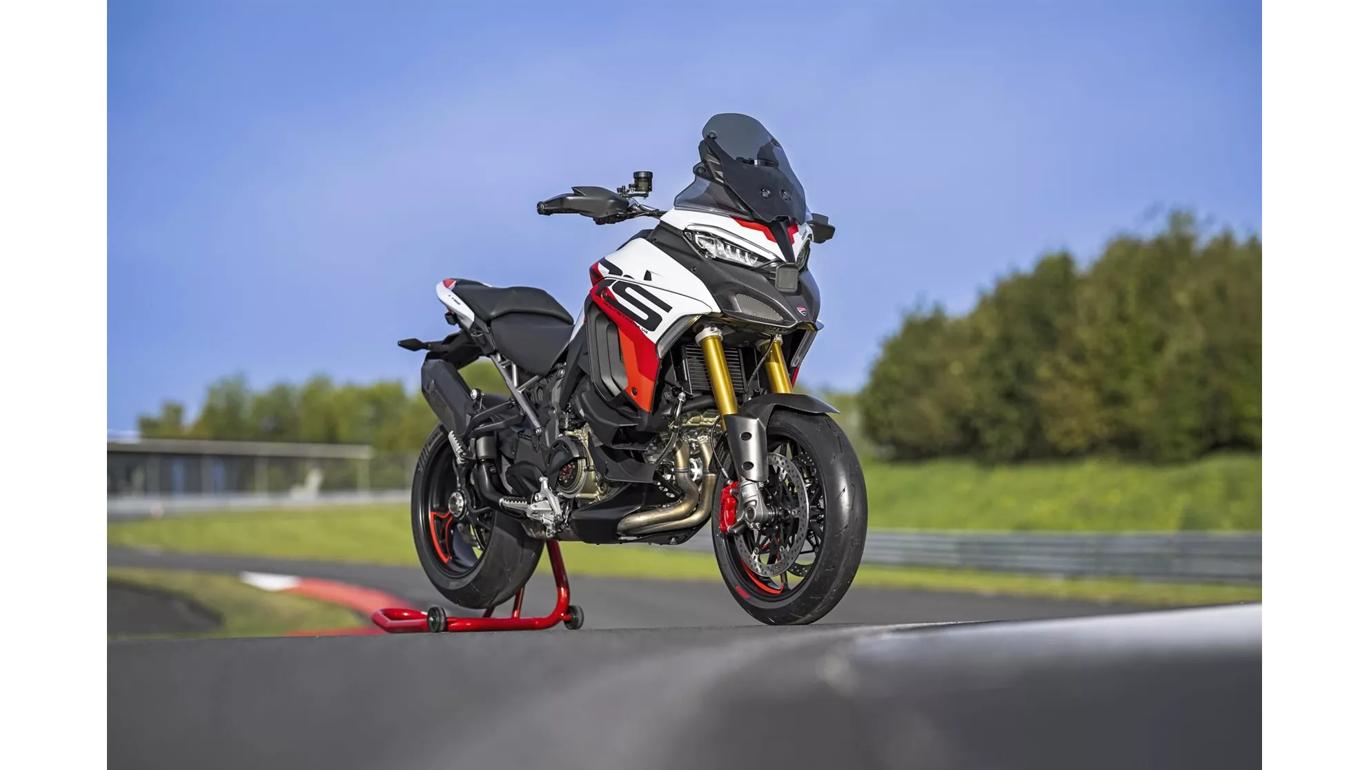 Ducati Multistrada V4 RS - Image 10 Ducati Multistrada V4 RS - Image 10