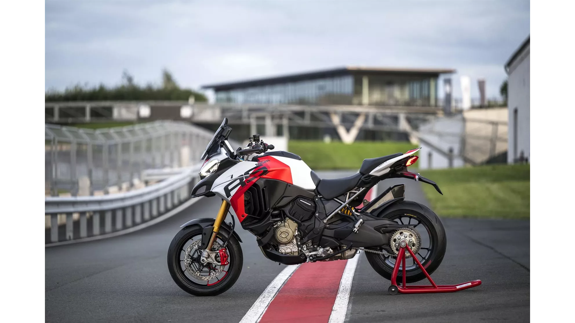 Ducati Multistrada V4 RS - Image 18 Ducati Multistrada V4 RS - Image 18
