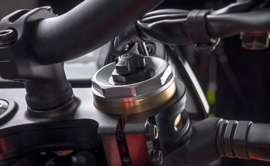 Ducati Hypermotard 698 Mono RVE Bild 12: Ducati Hypermotard 698 Mono RVE