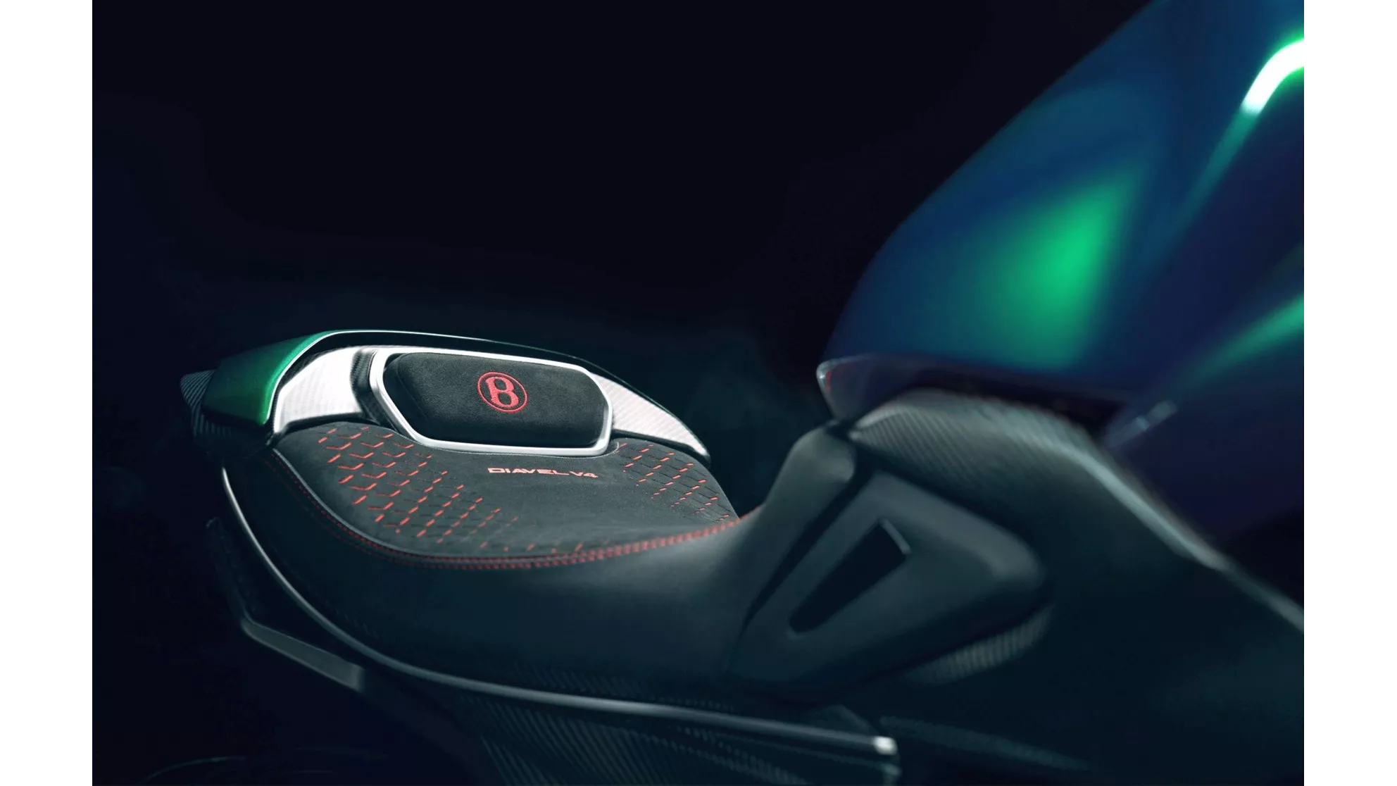 Ducati Diavel for Bentley - Image 4 Ducati Diavel for Bentley - Image 4