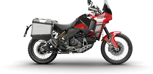 Ducati DesertX Rally 2025 vs Ducati DesertX Discovery 2025 Ducati DesertX Rally 2025 vs Ducati DesertX Discovery 2025