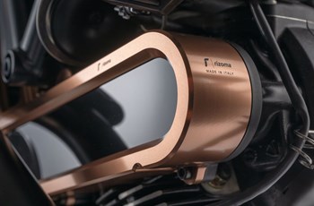 Ducati Scrambler 10° Anniversario Rizoma Edition 2025 - Bild 8