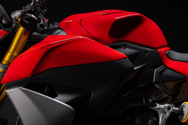 Ducati Streetfighter V2 S () - Bild 5