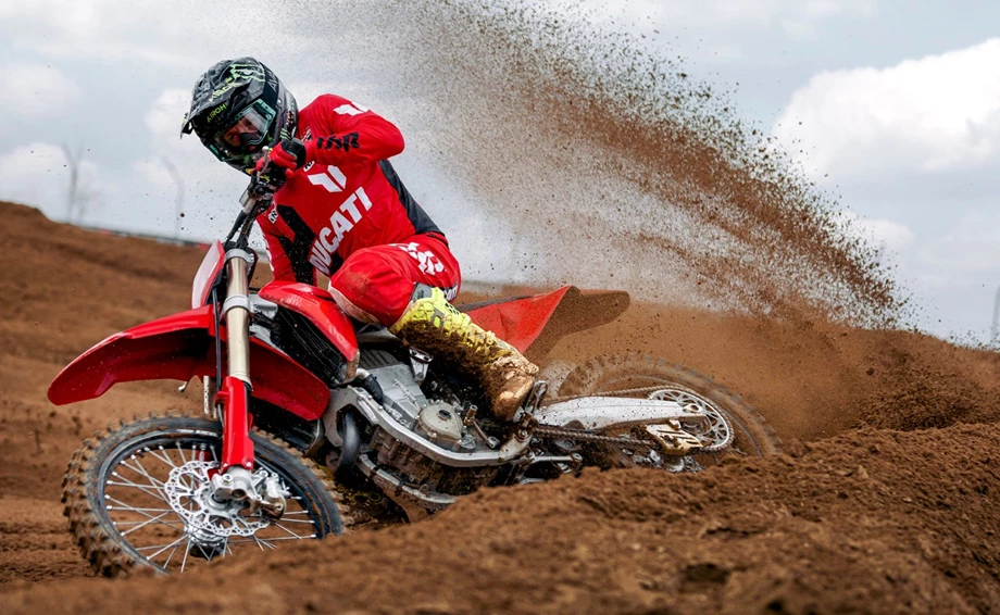 Ducati Desmo450 MX Bild 2: Ducati Desmo450 MX