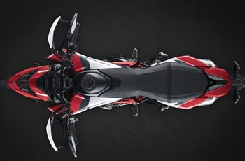 Ducati Hypermotard 950 SP 2025 - Bild 8 Ducati Hypermotard 950 SP 2025 - Bild 8