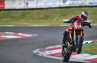 Ducati Hypermotard 950 SP 2025 - Bild 12 Ducati Hypermotard 950 SP 2025 - Bild 12