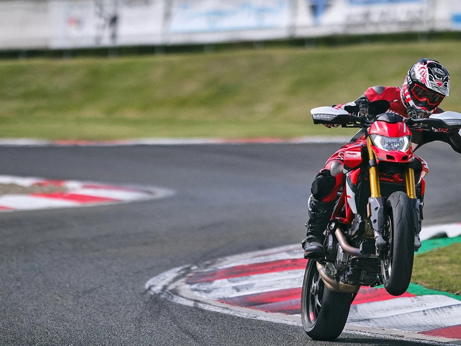 Ducati Hypermotard 950 SP Bild 11: Ducati Hypermotard 950 SP