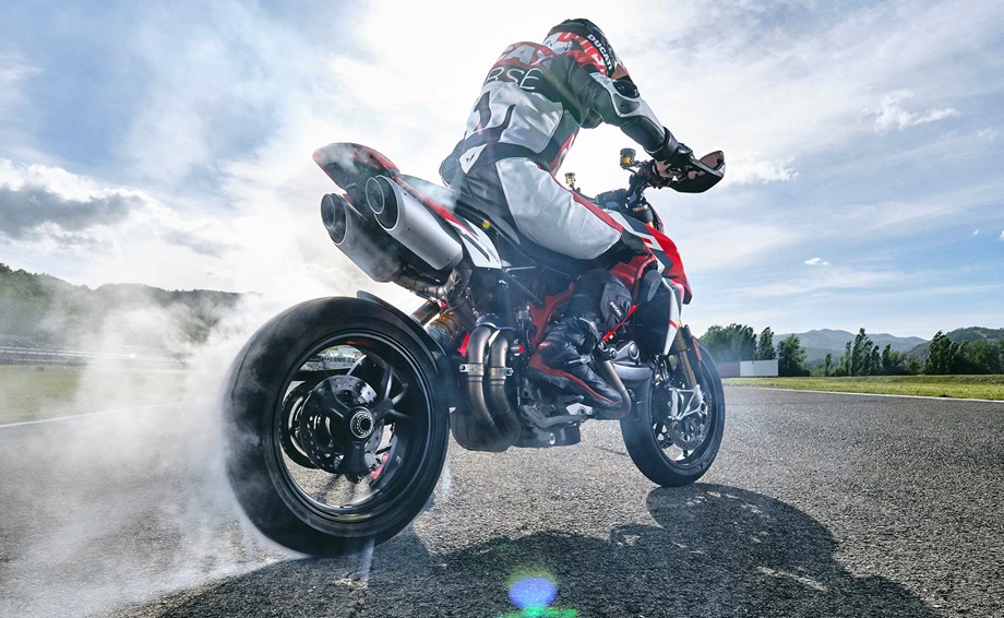 Ducati Hypermotard 950 SP Bild 15: Ducati Hypermotard 950 SP