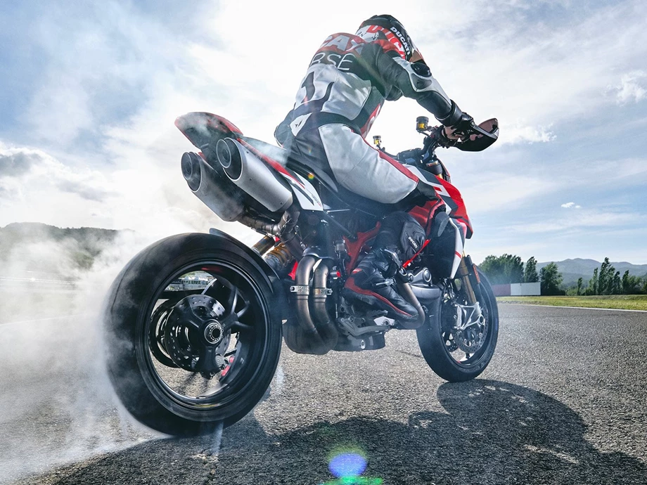 Ducati Hypermotard 950 SP Bild 15: Ducati Hypermotard 950 SP