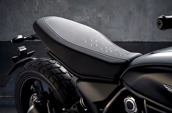 Ducati Scrambler Icon Dark 2025 - Bild 9 Ducati Scrambler Icon Dark 2025 - Bild 9