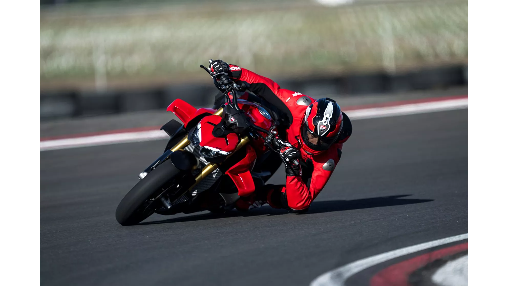 Ducati Streetfighter V4 S 2025 - Image 93 Ducati Streetfighter V4 S 2025 - Image 93