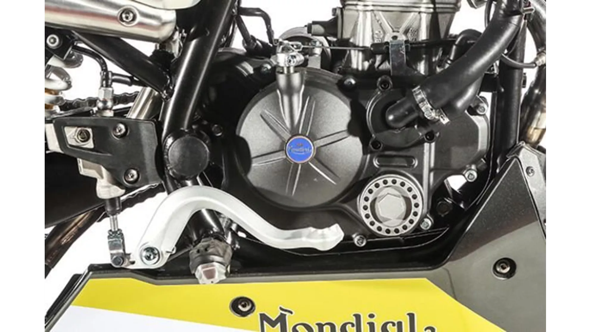 FB Mondial Flat Track 125i ABS - Image 16 FB Mondial Flat Track 125i ABS - Image 16