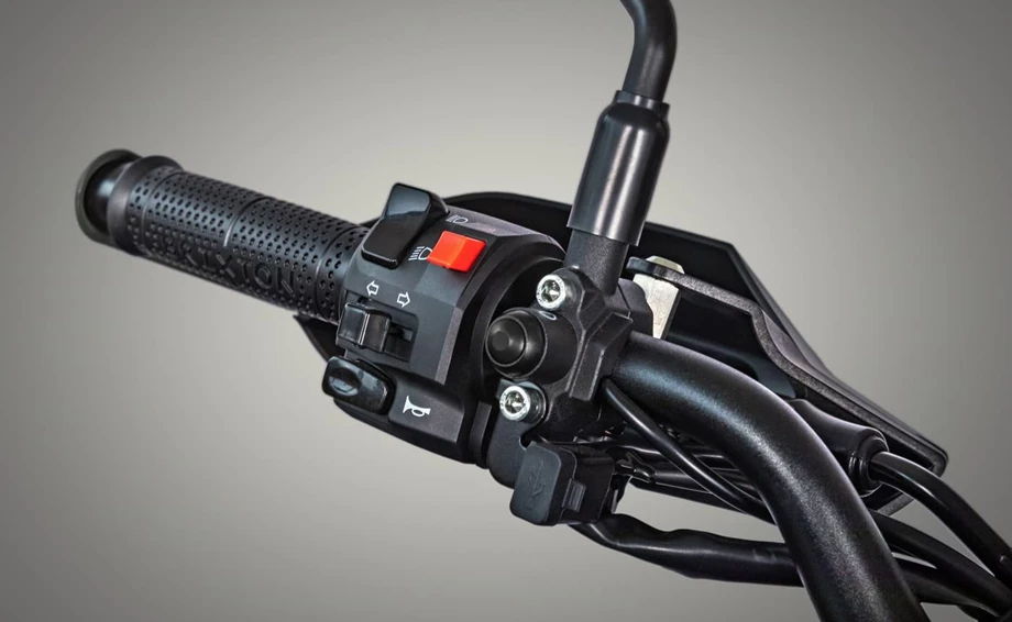 Brixton Crossfire 500 STORR Bild 3: Brixton Crossfire 500 STORR