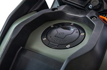 Brixton Crossfire 500 STORR 2025 - Bild 3