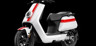 NIU NQi GTS Extended Range 2025 vs NIU NQiX 150 2025