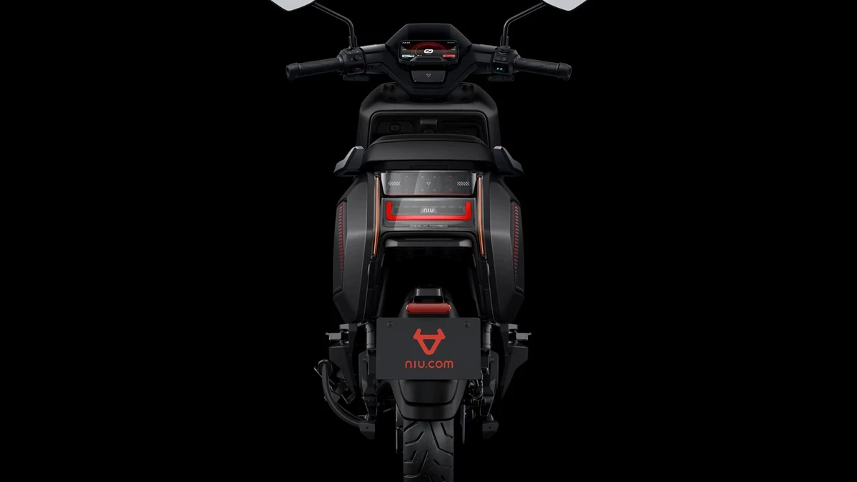 NIU NQiX 300 Bild 8: NIU NQiX 300
