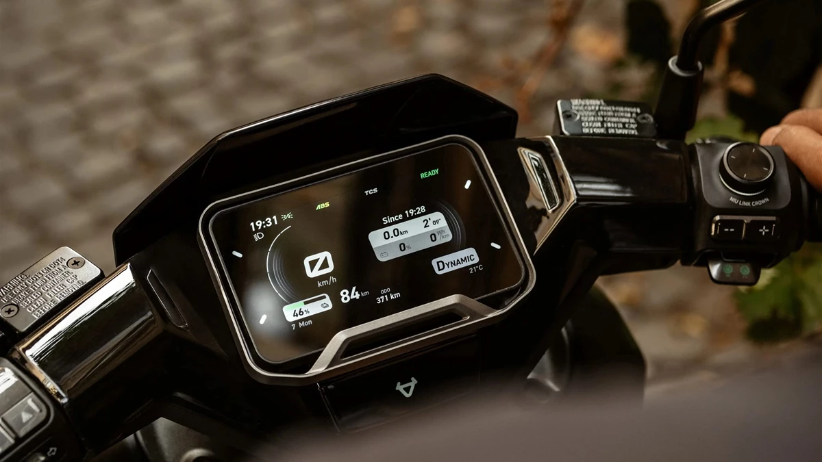 NIU NQiX 300 Bild 3: NIU NQiX 300