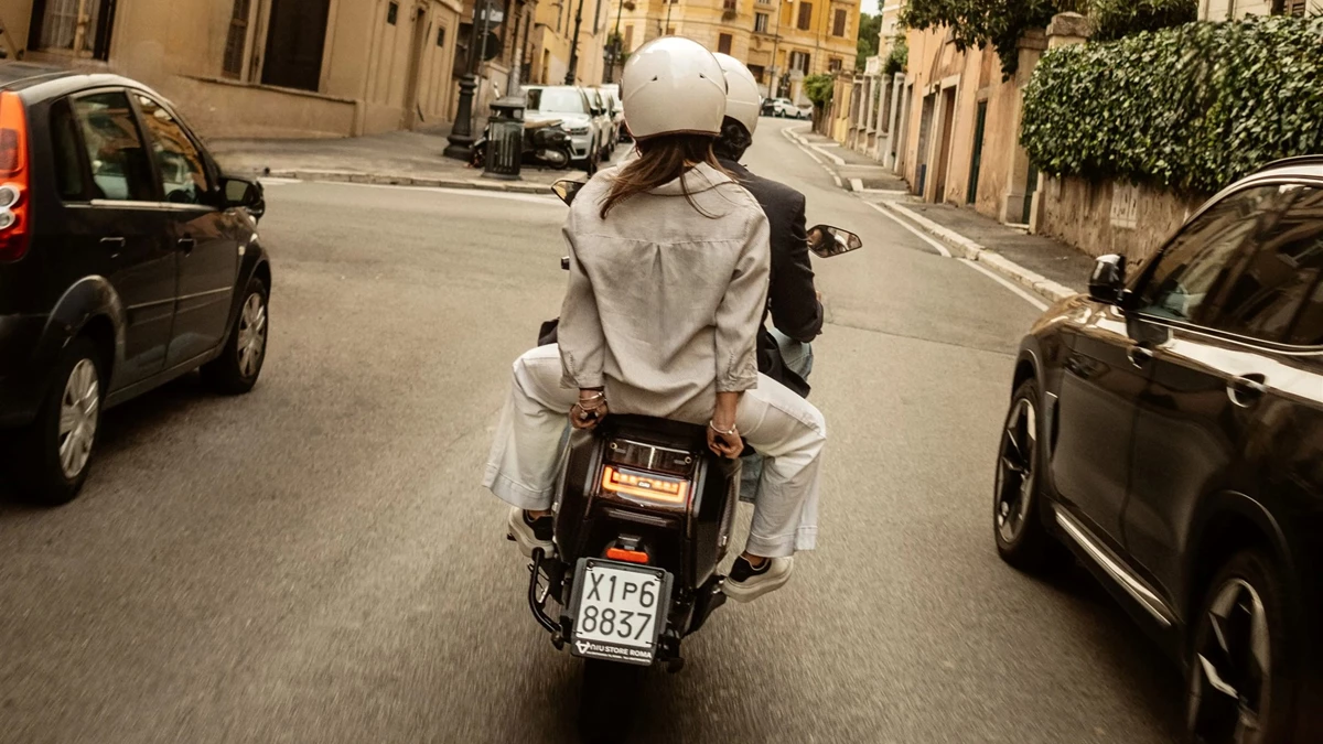 NIU NQiX 300 Bild 17: NIU NQiX 300