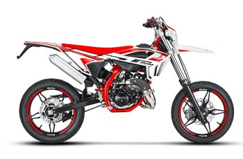 Beta RR Motard 2T 50 Sport - Low Seat 2025 - Bild 3 Beta RR Motard 2T 50 Sport - Low Seat 2025 - Bild 3