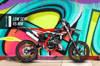 Beta RR Motard 2T 50 Sport - Low Seat 2025 - Bild 4 Beta RR Motard 2T 50 Sport - Low Seat 2025 - Bild 4