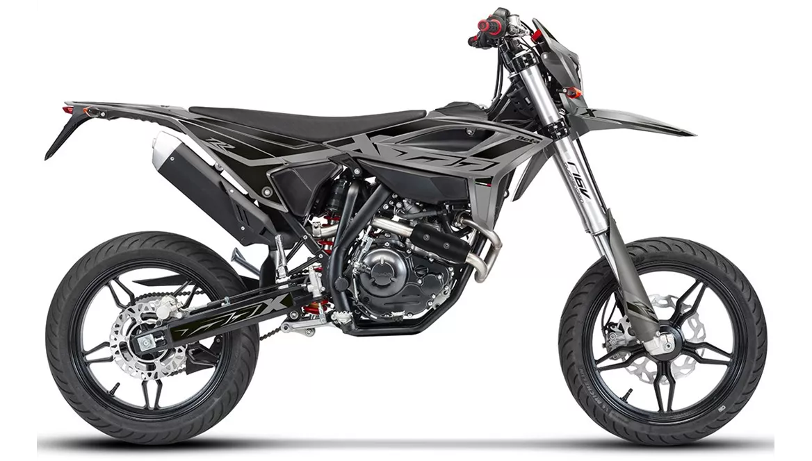 Beta RR 125 4T Motard T X special edition 2025 Beta RR 125 4T Motard T X special edition 2025