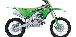 Kawasaki KX 450 2025 vs Yamaha YZ450F 70th Anniversary Edition 2026 Kawasaki KX 450 2025 vs Yamaha YZ450F 70th Anniversary Edition 2026