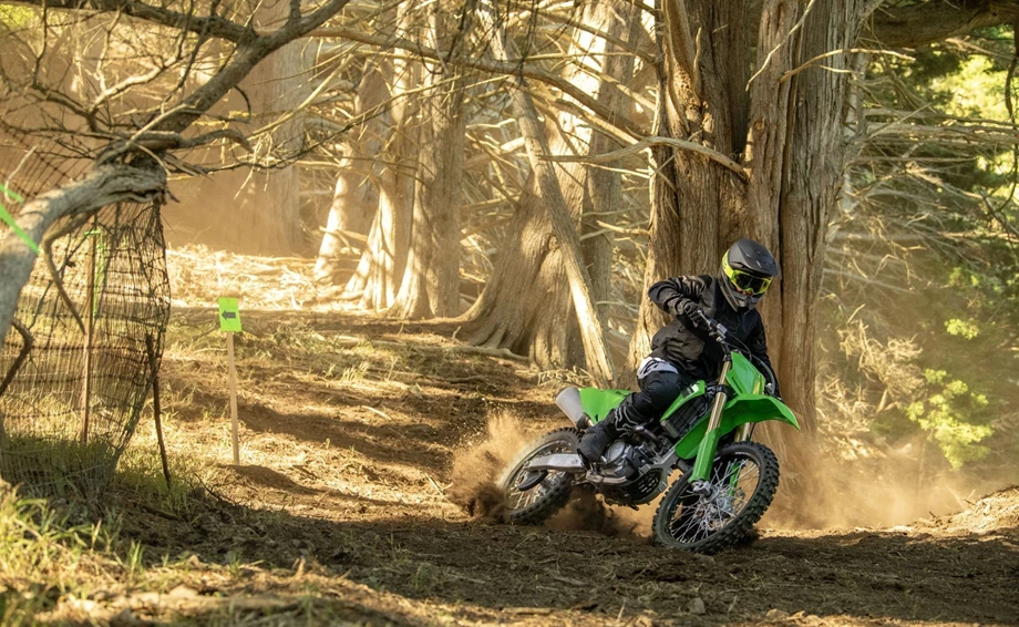 Kawasaki KX250X Bild 3: Kawasaki KX250X