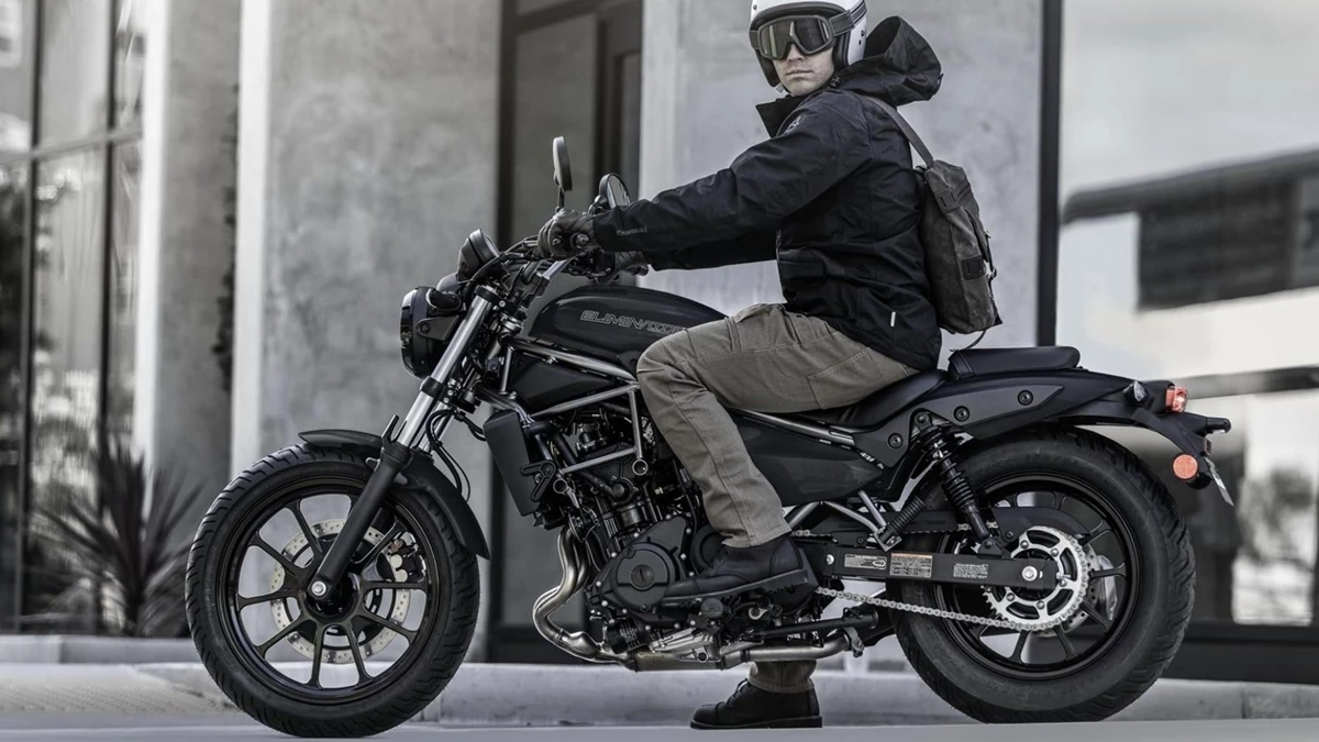 Kawasaki Eliminator 500 Bild 11: Kawasaki Eliminator 500