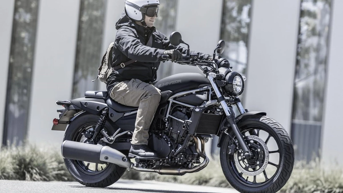 Kawasaki Eliminator 500 Bild 13: Kawasaki Eliminator 500